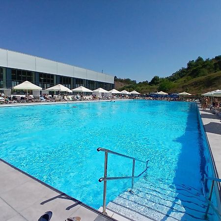 La Mos Pavel Hotel Noslac Bagian luar foto